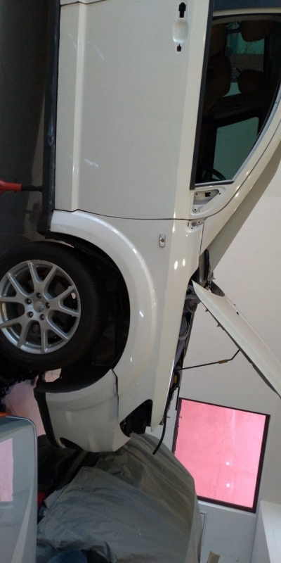 Funilaria Automotiva Perto de Mim Mairiporã - Pintura e Funilaria Automotiva